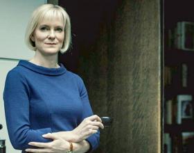 HERMIONE NORRIS stars in LUTHER series 5