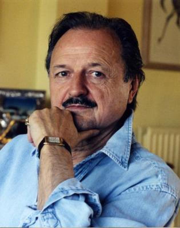 Peter Bowles